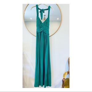 bcbg emerald green maxi dress